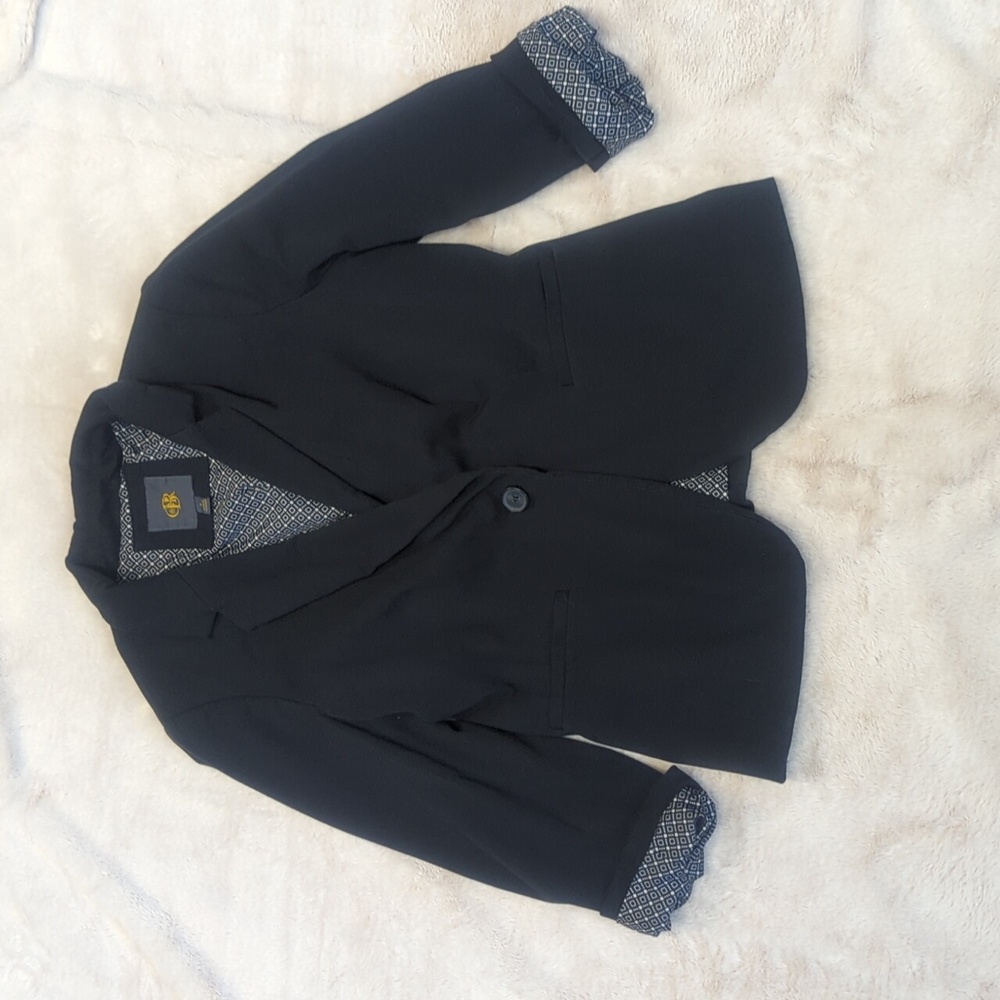 Flattering Women's Blazer
